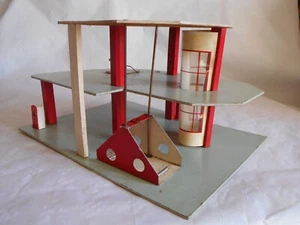 Vintage Toy Garage Depreux France 1950s with lift - Picture 1 of 5