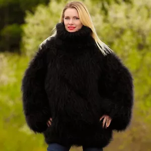 SuperTanya schwarzer flauschiger Mohair Pullover mit Schlitz vorne versandfertig XXL - Bild 1 von 5