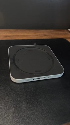 Satechi USB C Aluminum Stand & Hub - For Mac Studio, Mac Mini M2/M1 - SIlver - Image 1 of 4