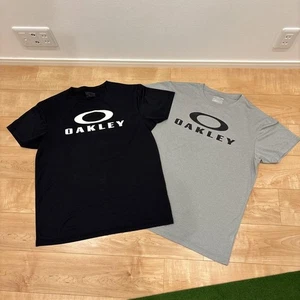 OAKLEY T-Shirt XL Size 2-Color Set Lightweight Quick Dry - Picture 1 of 5