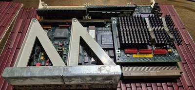 SGI Indigo R4000 030-8096-005 034-8096-004 50MHZ - 64MB RAM ,Tested , Working Foto 1 de 4