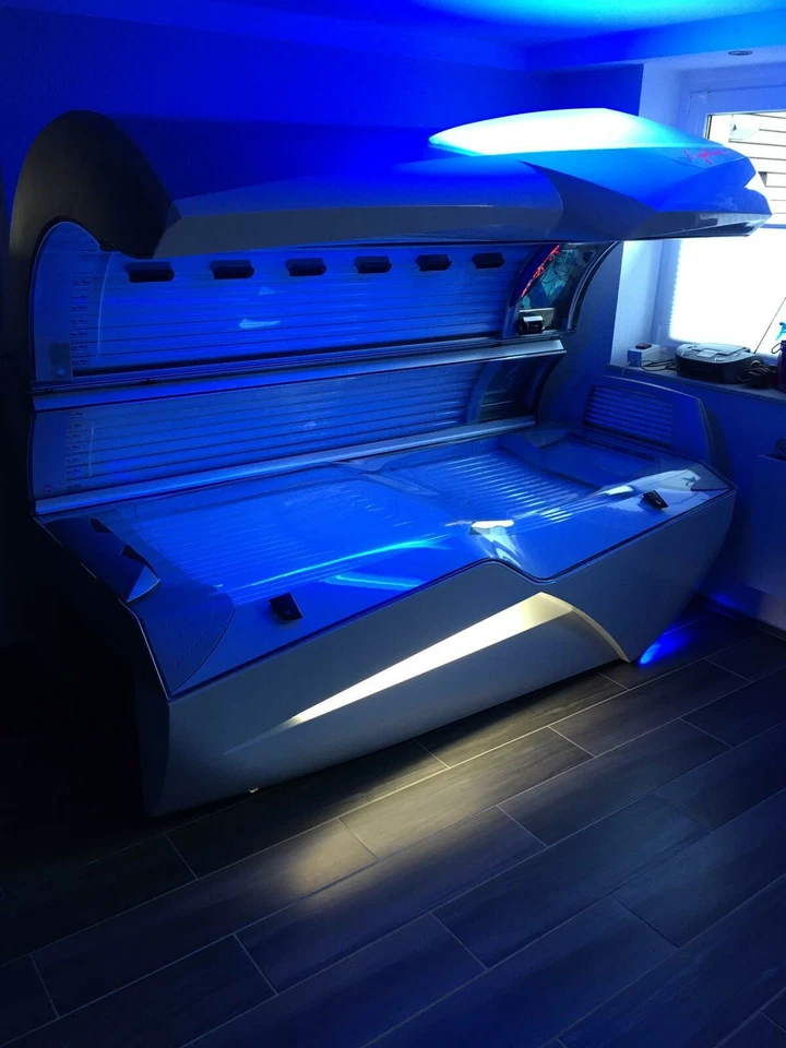 Ergoline Excellence 700 Pro Solarium Sunbed White Top Porta de Sol - Image 1 of 1