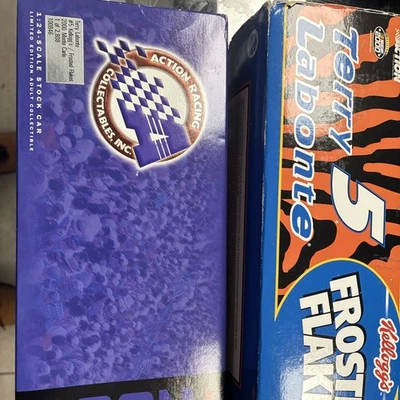 Nascar Terry Labonte #5 Kellogg's/ Frosted Flakes 2000 Monte Carlo 1:24 NIB - Image 1 of 4