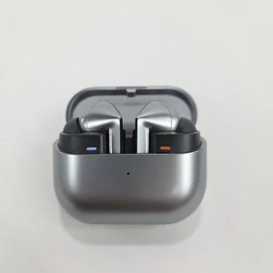 Samsung Galaxy Buds3 Pro SM-R630 AI True Wireless Bluetooth Earbuds - Silver - Picture 1 of 5