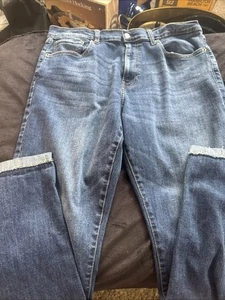 Lucky Brand Men’s 410 Athletic Straight Fit Straight Leg Jeans size 36x32 BLUE - Picture 1 of 14