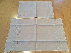 Two Vintage Linen Embroidered Rectangular Pieces   - Picture 1 of 5