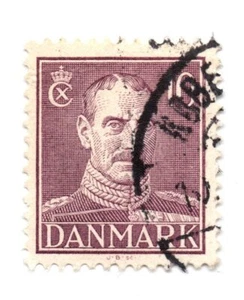 Estampilla usada Dinamarca 1942-1944 King Christian X SC: 280a 10 Øre marrón violeta - Imagen 1 de 1