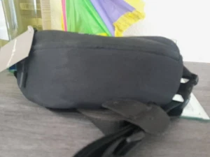 2024 United Polaris Business Class Therabody Amenity Kit mit Umhängetasche versiegelt - Bild 1 von 2