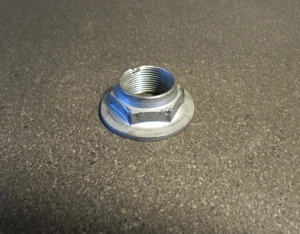 Peugeot 2008 Mk1 (2013-19) Rear Brake Disc 36mm Nut - Picture 1 of 4