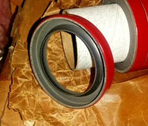 200307 CUMMINS OIL SEAL QUANTITY OF ONE NEW OLD STOCK - Picture 1 of 2