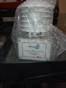 DWYER Humidity and temp transmitter - Picture 1 of 3