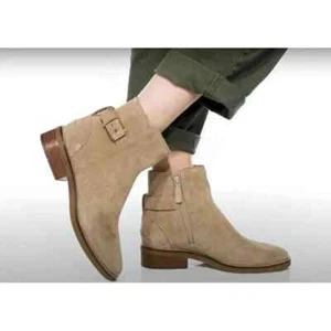 Botines Cole Haan de gamuza tostada Hampshire punta almendra hebilla cremallera talla 8,5B nuevos sin caja - Imagen 1 de 14