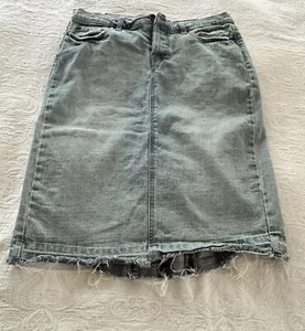 Falda de jean Mossimo para mujer talla 4 lavado ligero mezclilla hasta la rodilla lápiz botón mosca - Imagen 1 de 5
