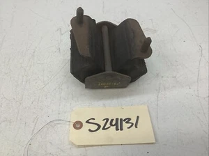 NOS 1985-1988 BUICK OLDSMOBILE 98 DELTA 88 DEVILLE ELECTRA FLEETWOOD MOTOR MOUNT - Picture 1 of 5