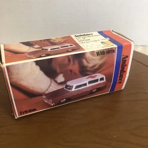 Vintage 1960s Tin Pressed Steel Ambulance Emergency Toy Friction Car - Read - Picture 1 of 7