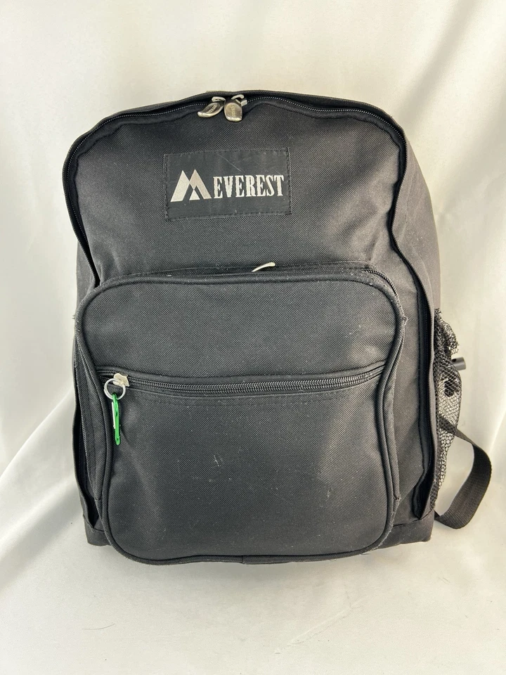 Mochila Everest negra/gris 16 pulgadas de largo y 11 pulgadas de ancho interior medio Foto 1 de 4