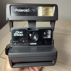 Polaroid 600 One Step Instant Camera FILM TESTED! Works Great! - Picture 1 of 7