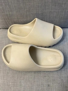 Adidas Yeezy Slides Slippers Women Sz 6 Bone - Picture 1 of 7