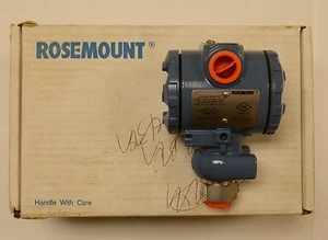 New ROSEMOUNT 2088G1M22A1, Pressure Transmitter, NOS in box. - Picture 1 of 3