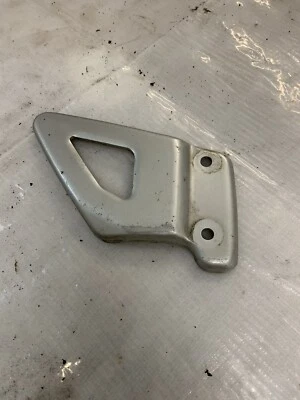 Placa de tacón derecho Suzuki TL1000R 1998-2003 Foto 1 de 4