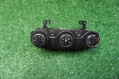 15 16 KIA FORTE 2014 control de CA OEM 97250B0AA0 Foto 1 de 4