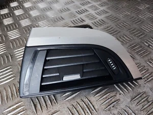 Grille aération Gauche - BMW SERIE 1 II (F20/F21) - De 08-2011 à 06-2015 - Picture 1 of 4