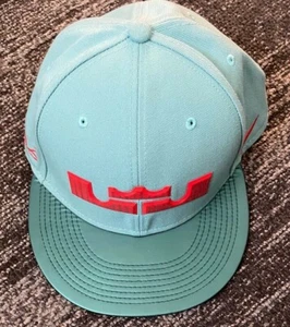 Nike True LeBron  Snapback Hat -Light Blue - Red Logo-Off Green Beak-New-No Tags - Picture 1 of 4