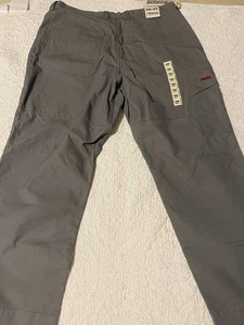 Neu Mountain Khakis Lake Lodge Twill Hose Herren 38x30 grau entspannt gerade Wandern - Bild 1 von 5
