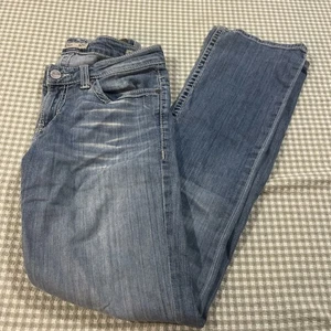 BKE Jeans Womens Payton Low-Rise Boot Leg Blue Jeans Size 28L (28x33.5) Distress - Picture 1 of 6