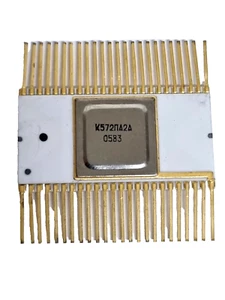 VINTAGE K572PA2A /AD7541 IC /GOLD PINS  USSR 12 Bit A D Converter  NOS  QTY-1 - Picture 1 of 2