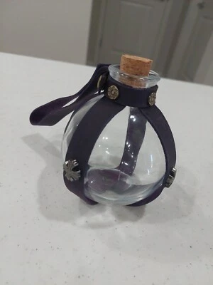 全新 Renaissance Festival 毒药瓶 紫色 人造皮革 包裹 Cosplay — 第 1/4 张图片