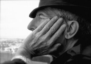 Reproduction Leonard Cohen "Black & White" Poster, Size: A2