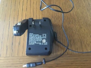 Sprint AC DC Travel Charger Model #: 3GDT-V235 - Photo 1 sur 3