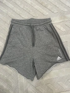 Pantalones Cortos Adidas Gris Atléticos Cintura Alta Cordón Para Mujer Talla Pequeña Nuevos Sin Etiquetas - Imagen 1 de 3