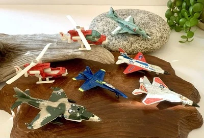 Lot Of 7 Vintage Military Toy Aircraft Matchbox Helicopters Fighter Jets 1980s - Image 1 of 4
