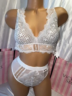 Victorias Secret Very Sexy Bralette Plunge Champagne Medium - Image 1 of 4