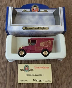 OXFORD DIE-CAST METAL MORRIS VAN REPLICA QUEEN ELIZABETH II 1952-2002 50 YEARS - Picture 1 of 7