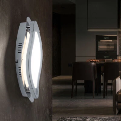 LED Wandlampe Wandleuchte Chrom schaltbar Bad Flur Bild Spiegel Beleuchtung WOFI - Bild 1 von 4