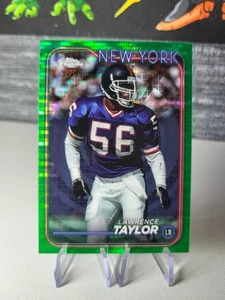 2023 Topps Composite Lawrence Taylor #43 Green Sonar Refractor /99 Numbered - Bild 1 von 3
