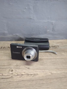 Panasonic Lumix DMC-F5 Digitalkamera (schwarz) Ledertasche 8gb Mem Card - Bild 1 von 11