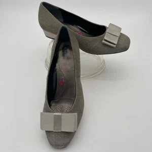 Ros Hommerson Teddi Silver Metallic Sparkle Bow Square Toe Dress Shoe 9.5 WW - Picture 1 of 10