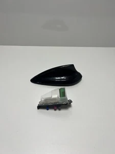 ✅14-20 BMW M240 M235 228i F22 ROOF EXTERIOR SHARK FIN ANTENNA MODULE W COVER - Picture 1 of 10