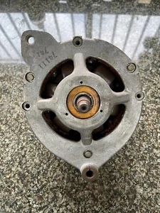 Leece Neville Alternator Model A001090600 70 Amp 14.4V   Brand New Generator NOS - Imagen 1 de 4
