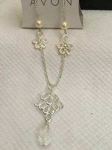 2014 Avon Glamour Everyday Pendant - Picture 1 of 3