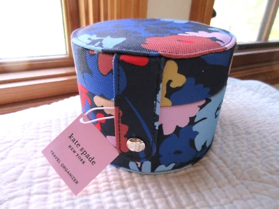 KATE SPADE SWING FLORAL TRAVEL ORGANIZER COSMETICS JEWELRY ROUND BOX HINGE LID - Image 1 of 4