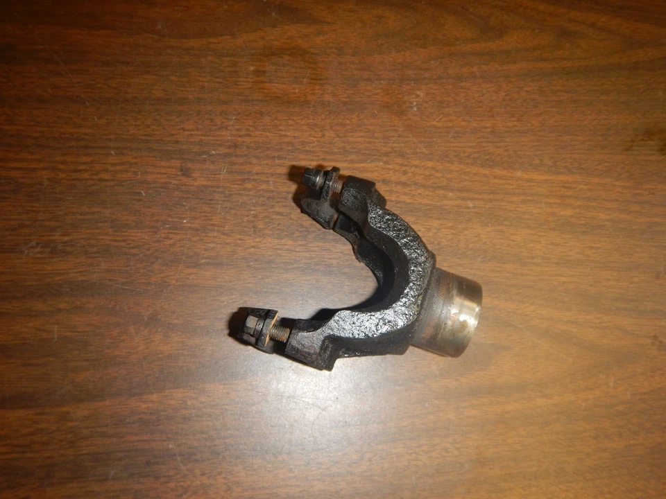 Jeep CJ YJ TJ XJ ZJ WJ 87-06 Pinion Yoke Dana Spicer 30 Front   FREE SHIPPING - Image 1 of 1