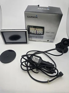Garmin nuvi 1300T Automotive Mountable Bundle Untested - Picture 1 of 5