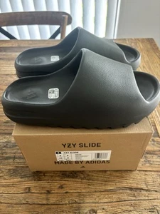 Adidas Yeezy Slide - Dark Onyx - Size US Men’s 9 - Worn Once With Socks - Picture 1 of 11
