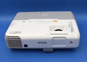 Epson PowerLite 93+ XGA 3LCD Projector H382F - 250 Lamp Hours - Picture 1 of 5