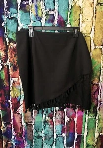 Black Tassle Skirt with Zipper Closure- Size 2X- EUC - Picture 1 of 8